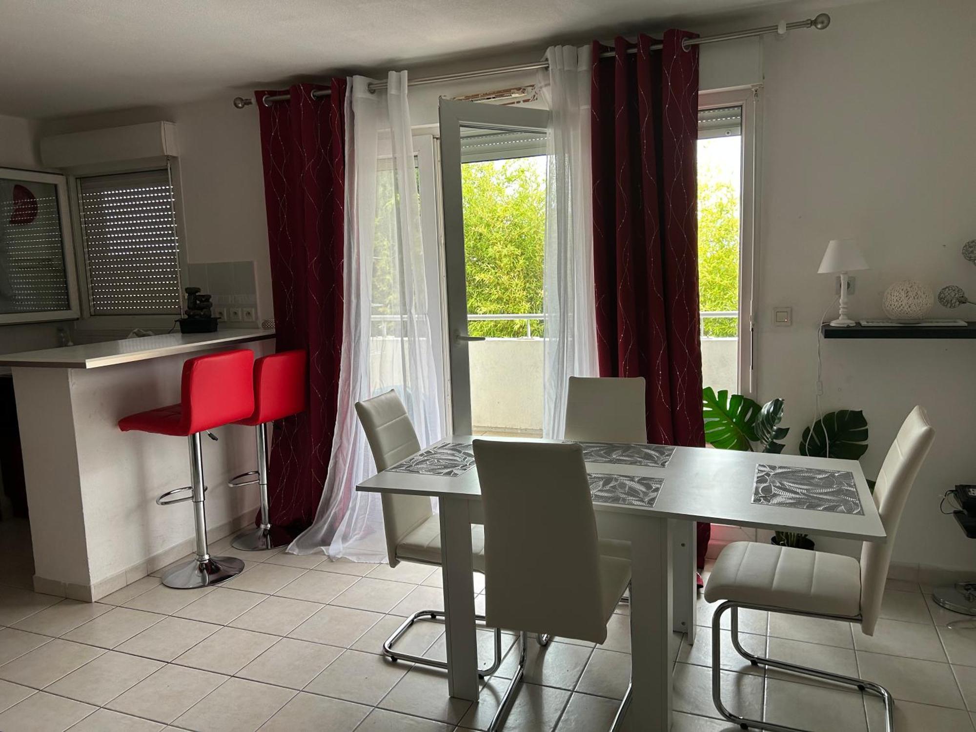 Appt Montpellier 2 Chambres Et 10 Minutes Des Plages Екстер'єр фото